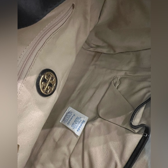 Tory Burch Handbag. A perennial favorite, the Ella Tote Bag - Picture 9 of 12